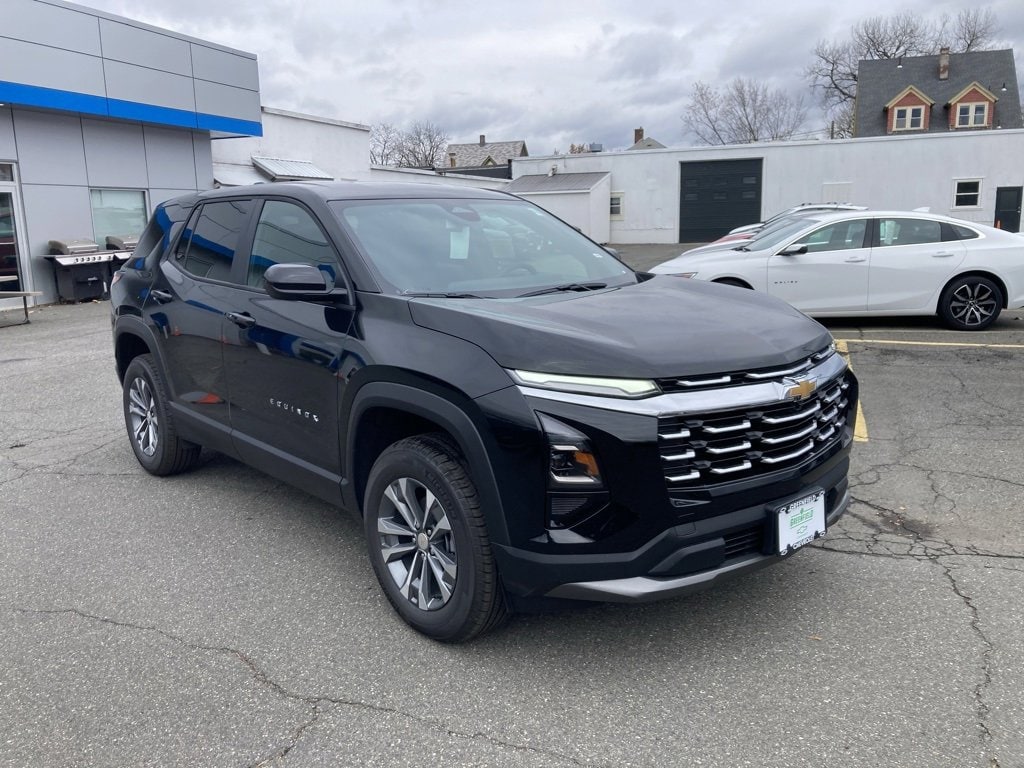 2026 Chevrolet Equinox LT's photo