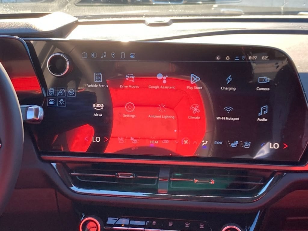 2025 Chevrolet Equinox EV RS - Photo 14