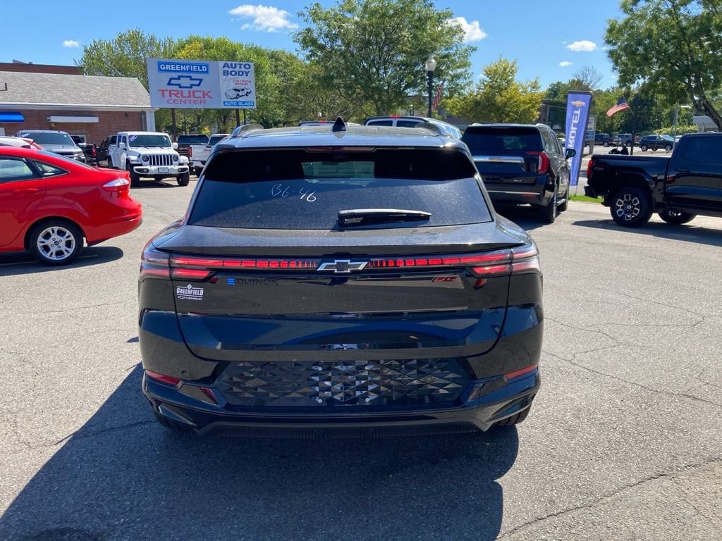 2025 Chevrolet Equinox EV RS - Photo 24