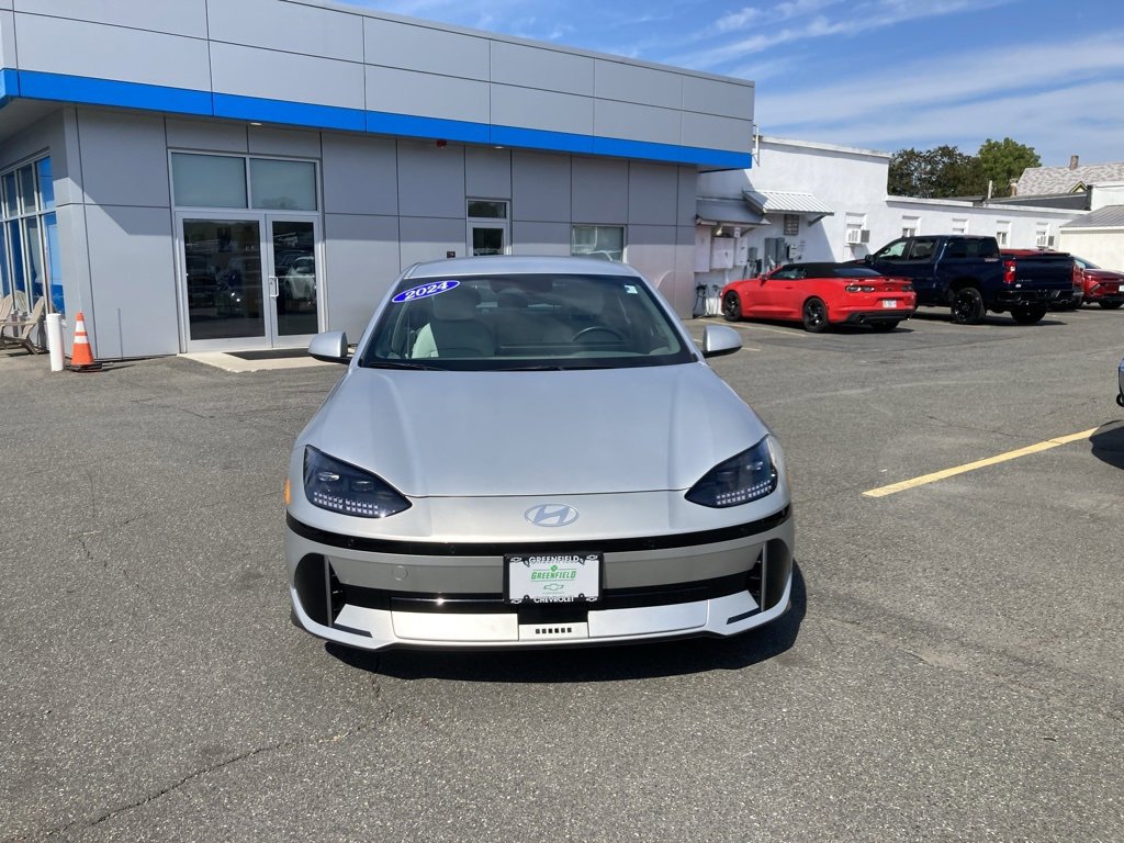 2024 Hyundai Ioniq 6 SEL photo 2