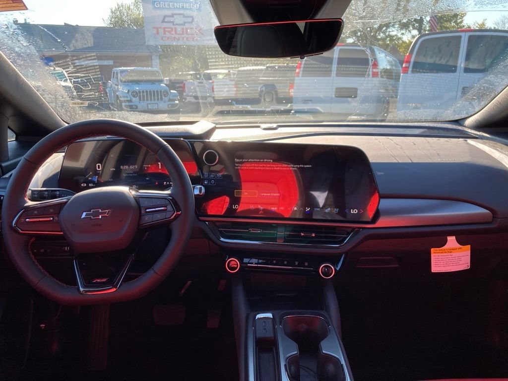 2025 Chevrolet Equinox EV RS - Photo 6