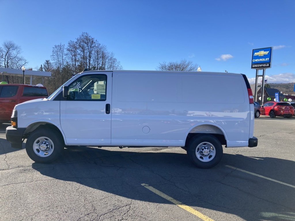 New 2025 Chevrolet Express Cargo 2500 WT Van