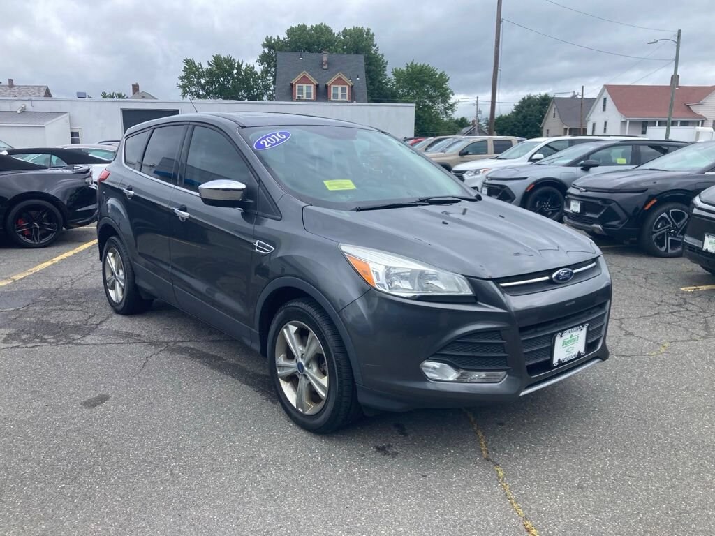 Used 2016 Ford Escape SE SUV