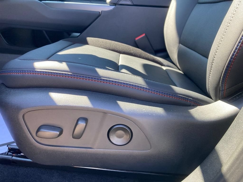 New 2025 Chevrolet Equinox EV RS SUV