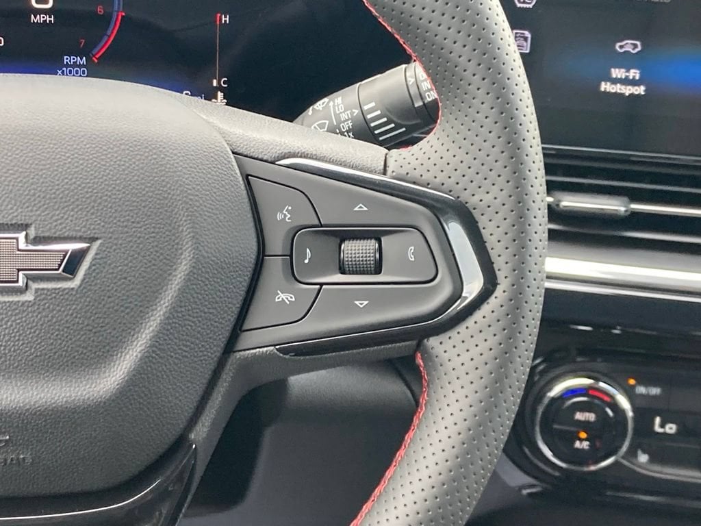 2026 Chevrolet Trax RS - Photo 7