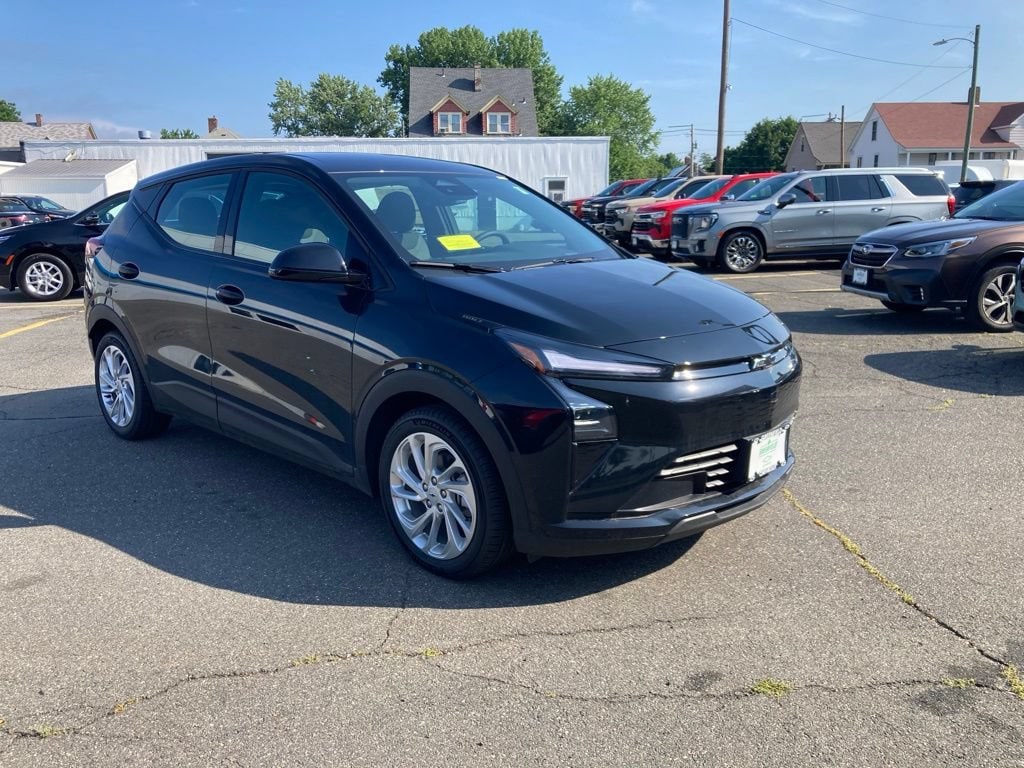 2027 Chevrolet Bolt EV LT Auto's photo
