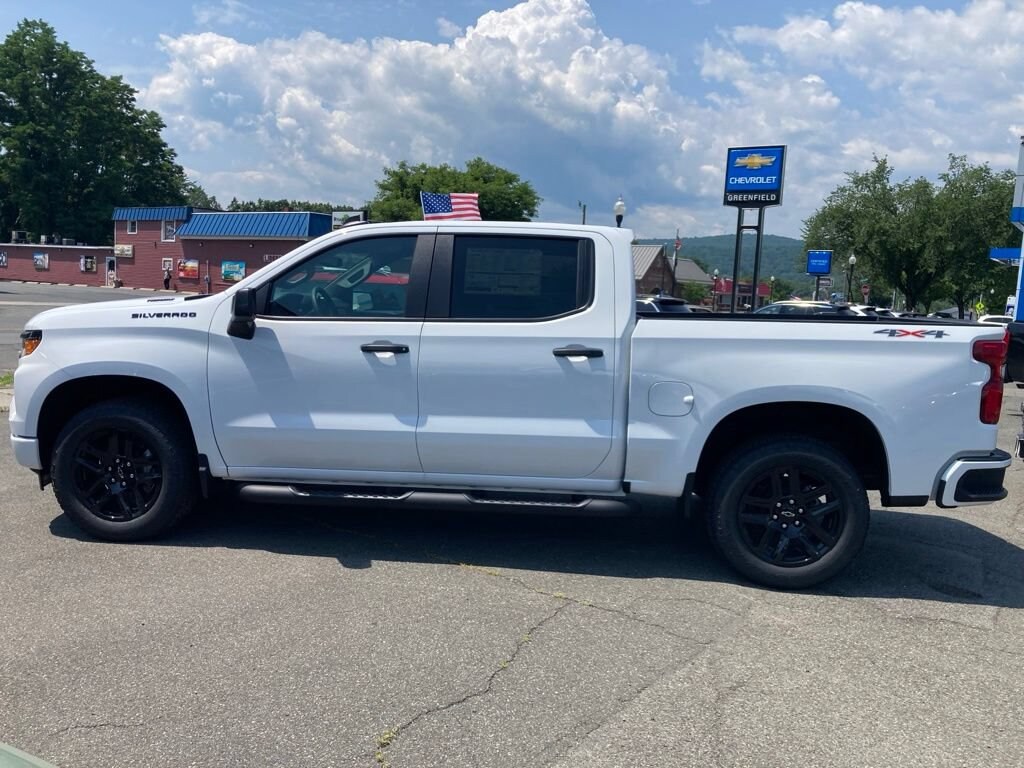 New 2026 Chevrolet Silverado 1500 Custom Truck