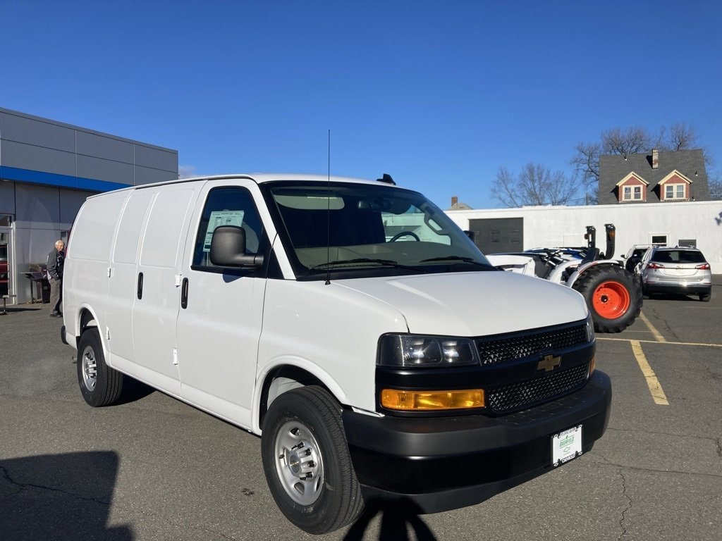 New 2025 Chevrolet Express Cargo 2500 WT Van