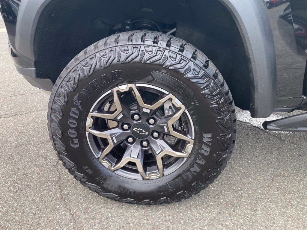 2026 Chevrolet Colorado ZR2 - Photo 29