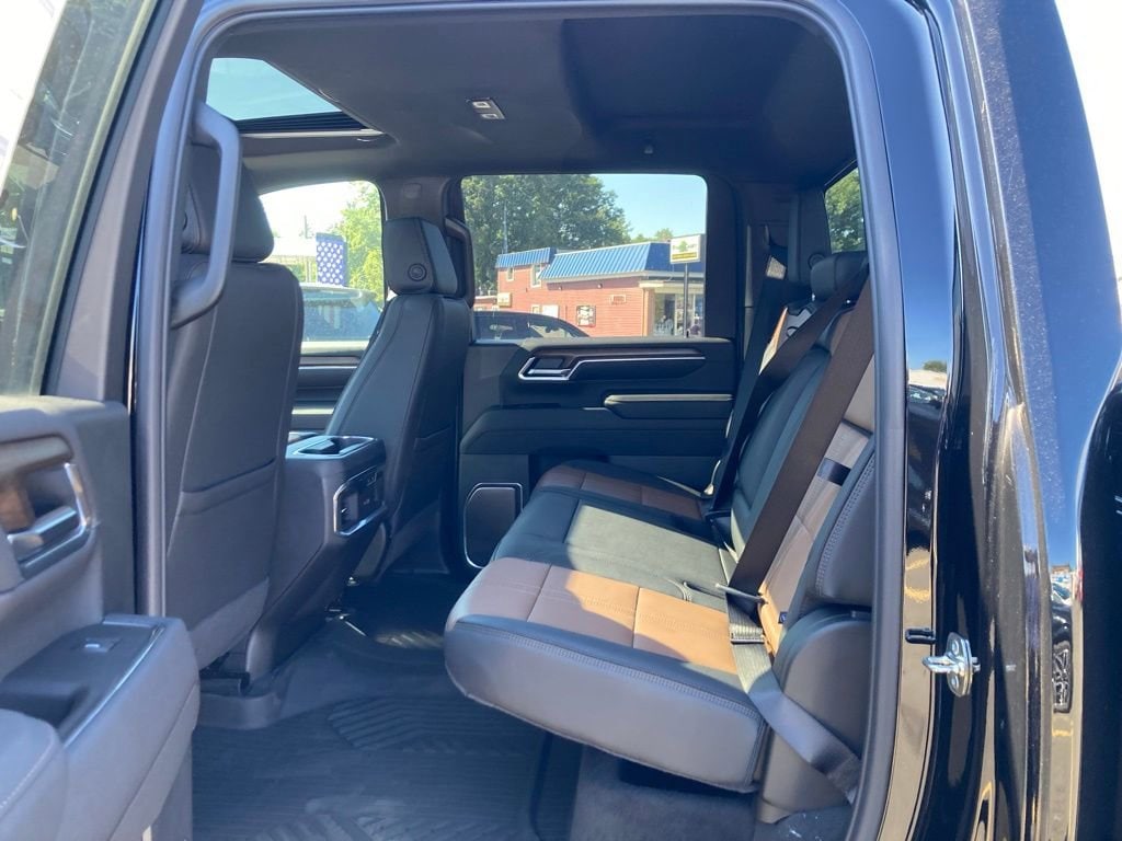2025 Chevrolet Silverado 2500 HD High Country - Photo 22