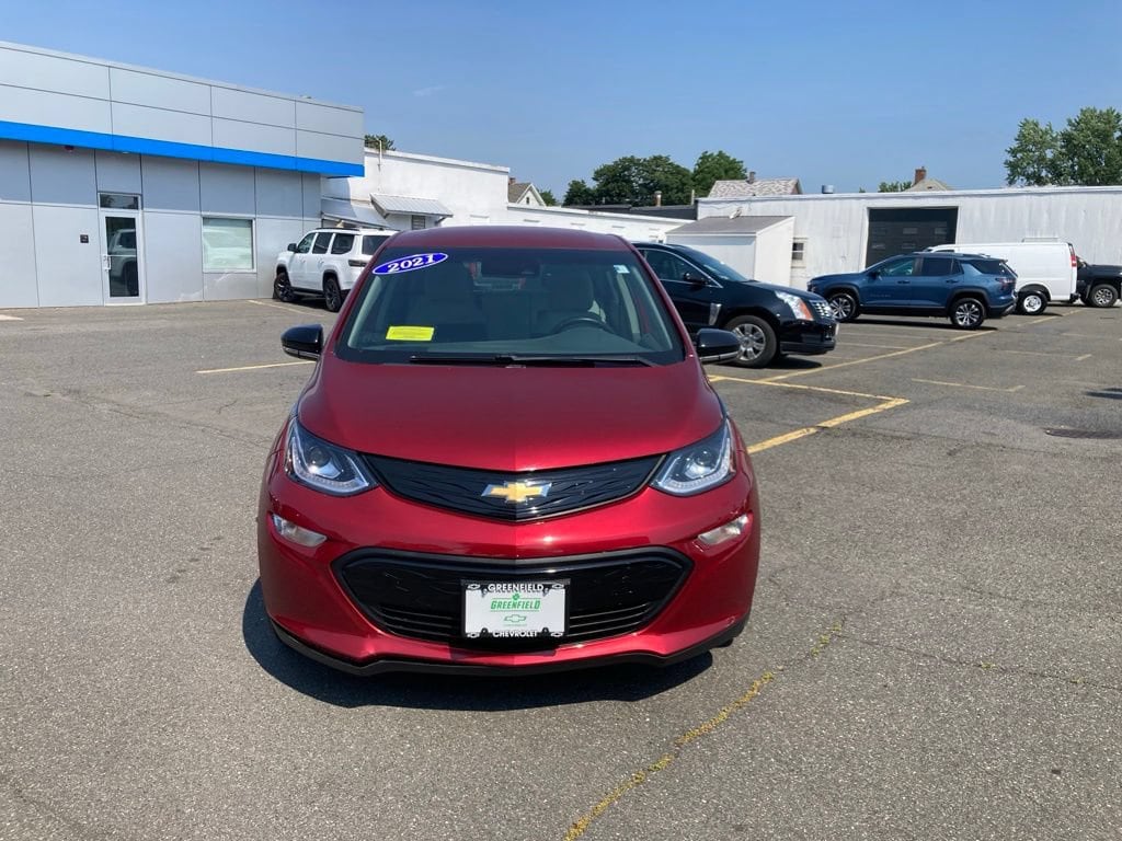 Used 2021 Chevrolet Bolt EV LT with VIN 1G1FY6S0XM4111889 for sale in Greenfield, MA
