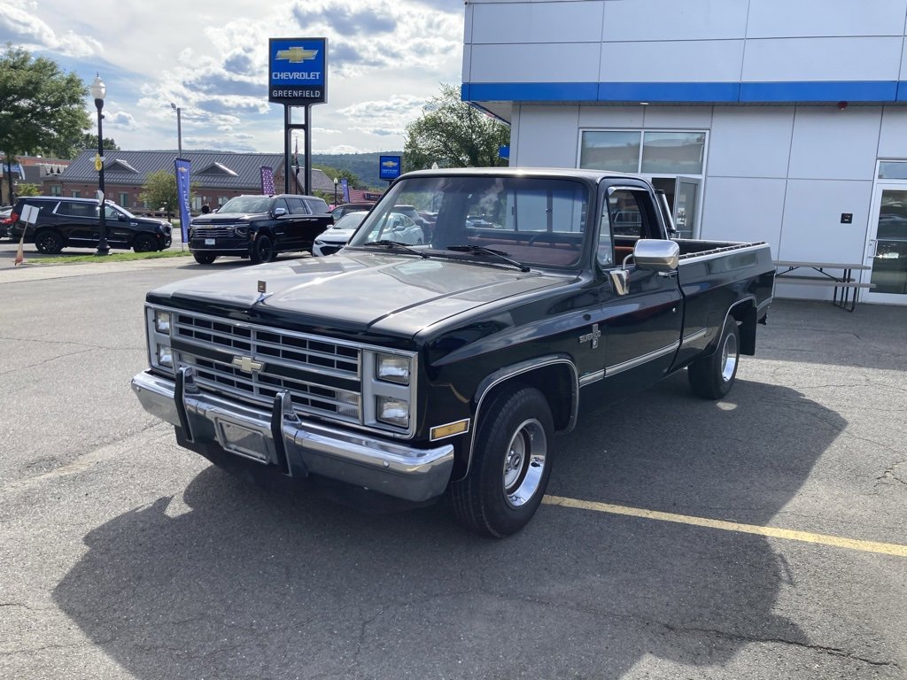 1986 Chevrolet C/K Pickup photo 2