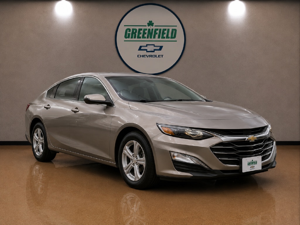 Used 2023 Chevrolet Malibu 1LT with VIN 1G1ZD5ST4PF217910 for sale in Greenfield, MA