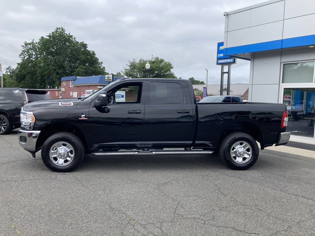 2023 Ram 3500 Tradesman photo 4
