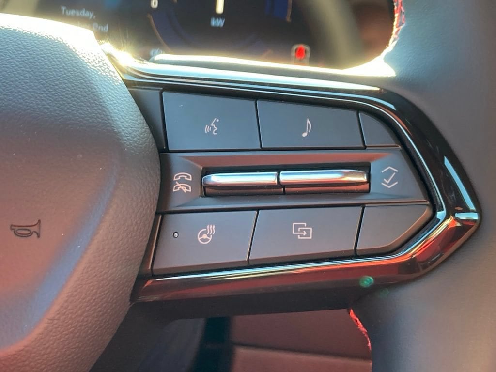 2025 Chevrolet Equinox EV RS - Photo 8