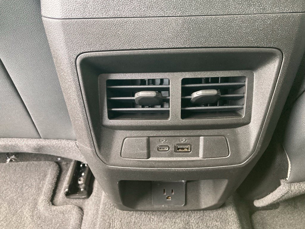 2026 Chevrolet Colorado ZR2 - Photo 18