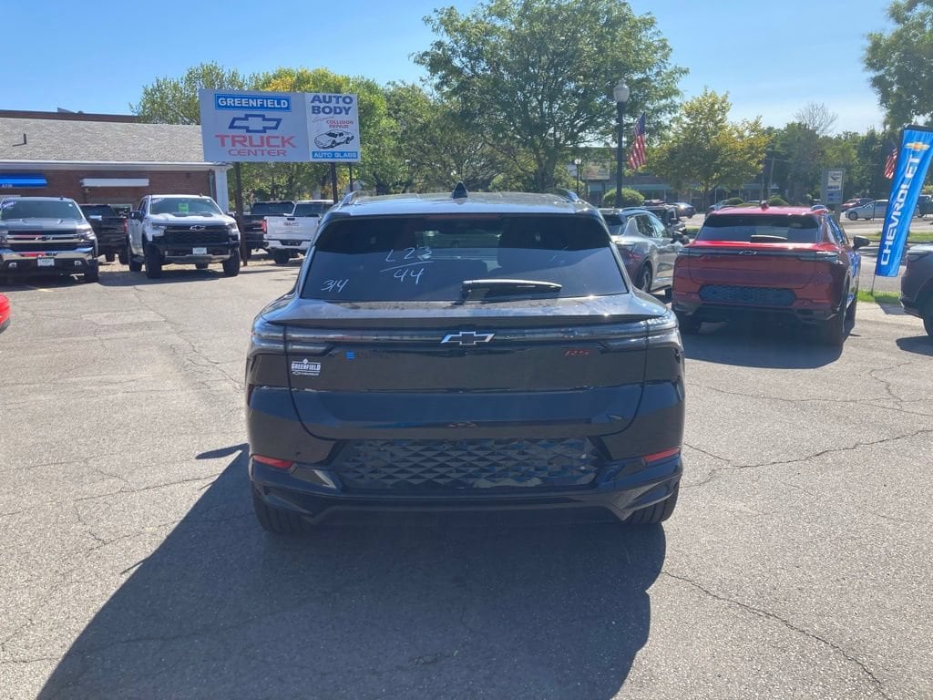2025 Chevrolet Equinox EV RS - Photo 20