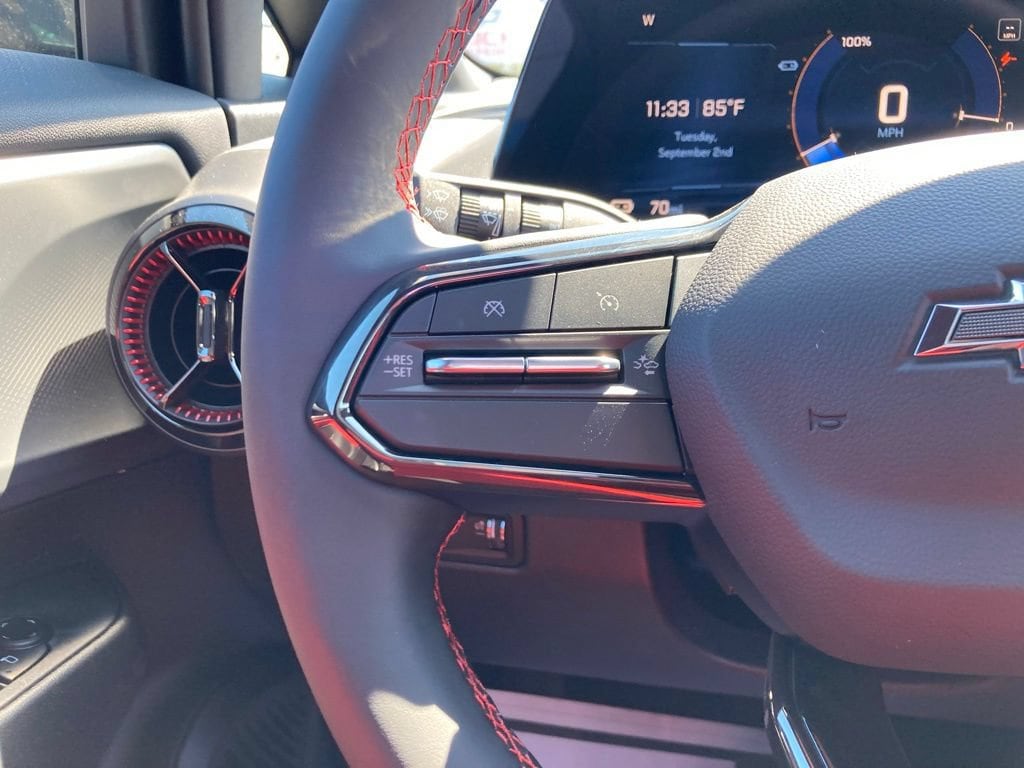 2025 Chevrolet Equinox EV RS - Photo 9