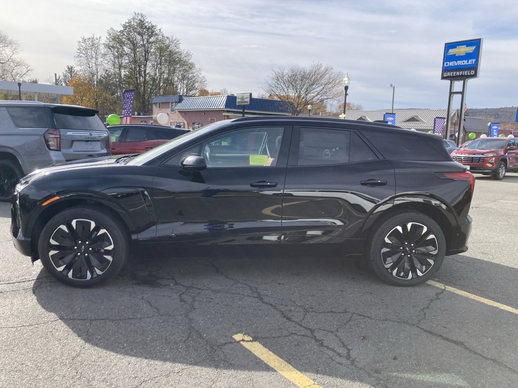 2026 Chevrolet Blazer EV RS photo 3