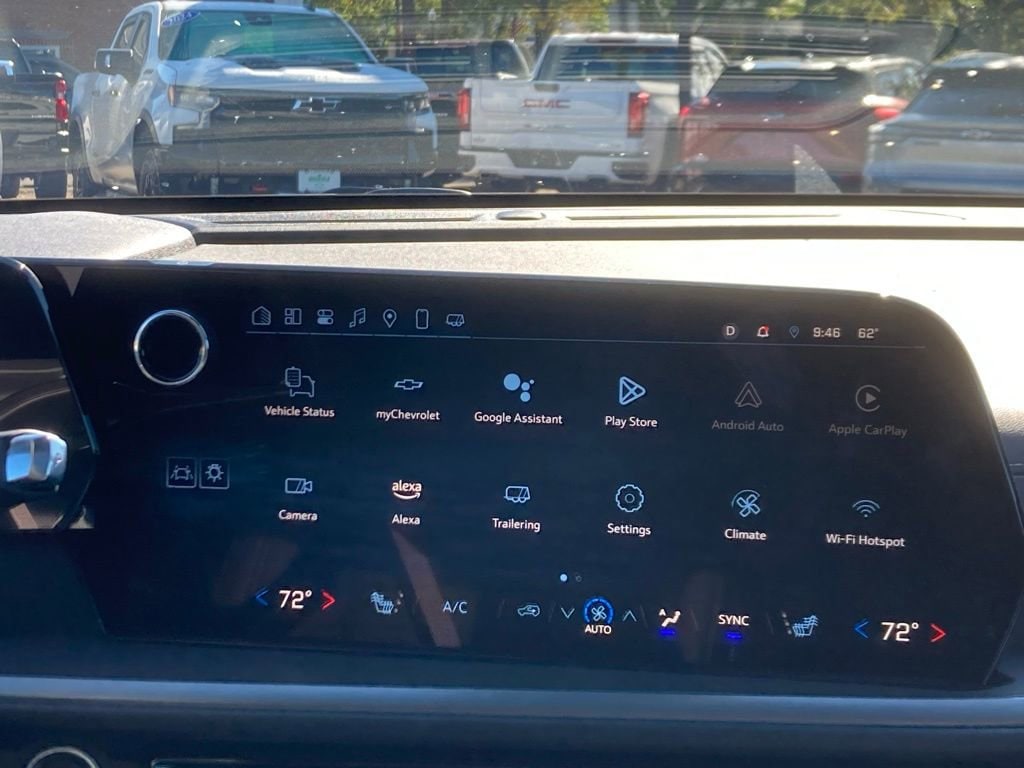 2025 Chevrolet Traverse LT - Photo 18