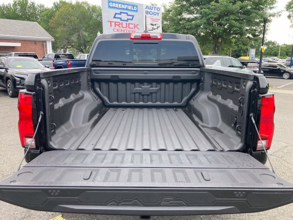 2026 Chevrolet Colorado ZR2 - Photo 20