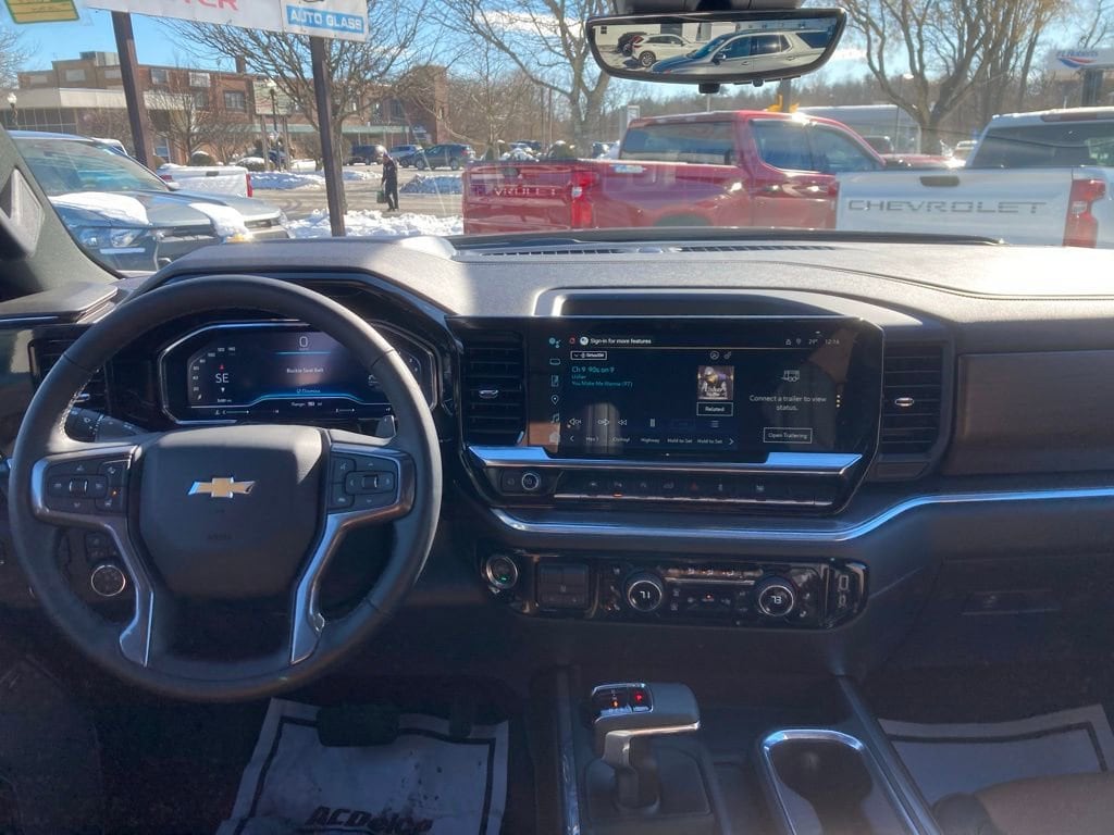 2025 Chevrolet Silverado 1500 High Country - Photo 12