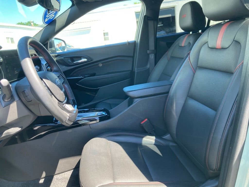 Used 2024 Chevrolet Trax 2RS SUV