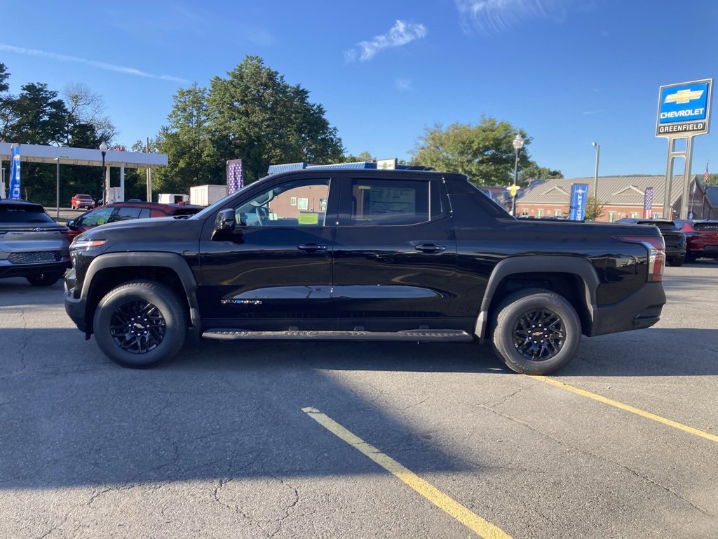 2026 Chevrolet Silverado EV LT photo 4