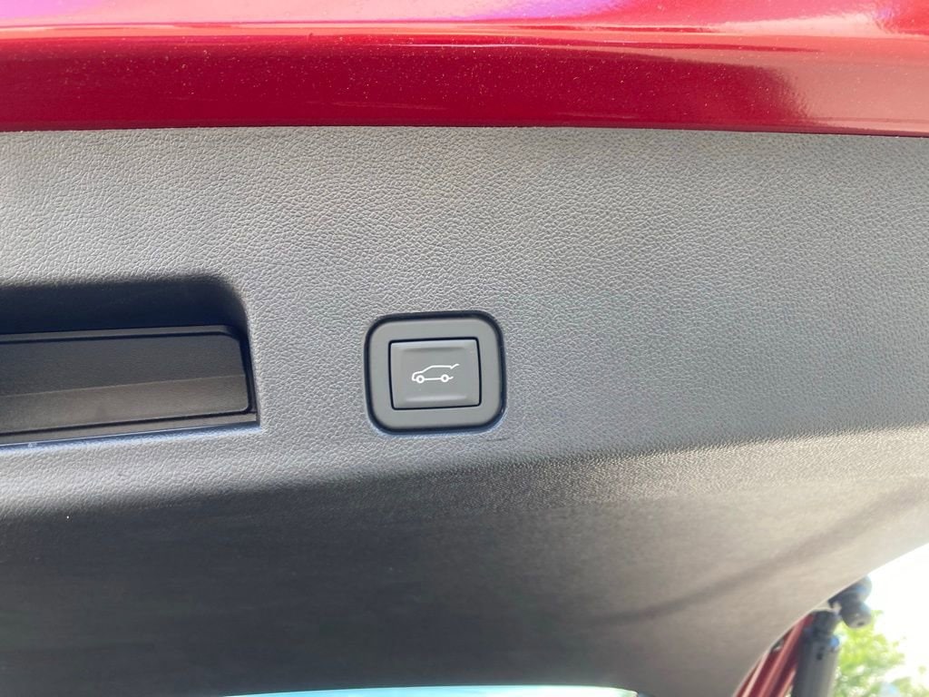 2025 Chevrolet Traverse LT - Photo 26