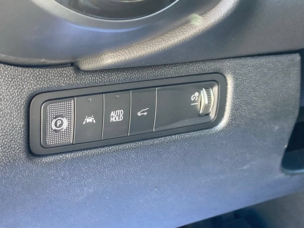 2025 Chevrolet Equinox EV RS - Photo 13