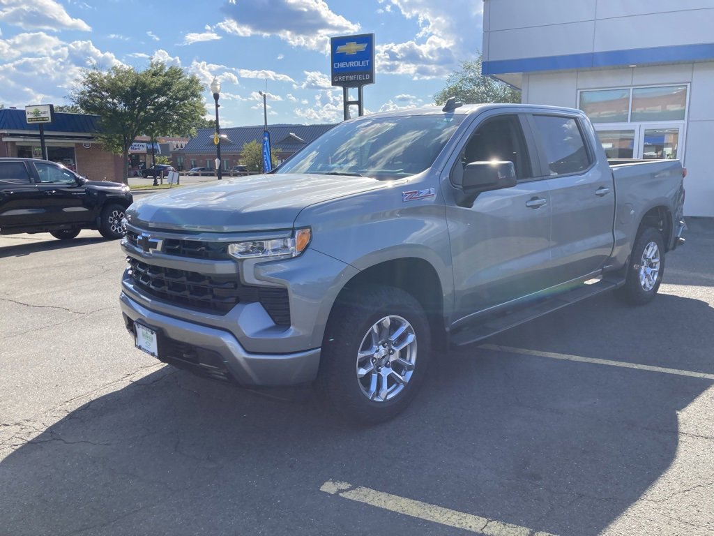 2026 Chevrolet Silverado 1500 RST photo 3
