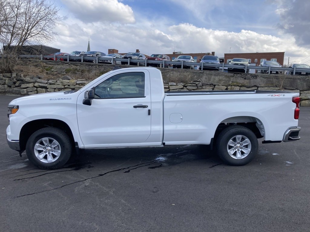 2025 Chevrolet Silverado 1500 photo 4