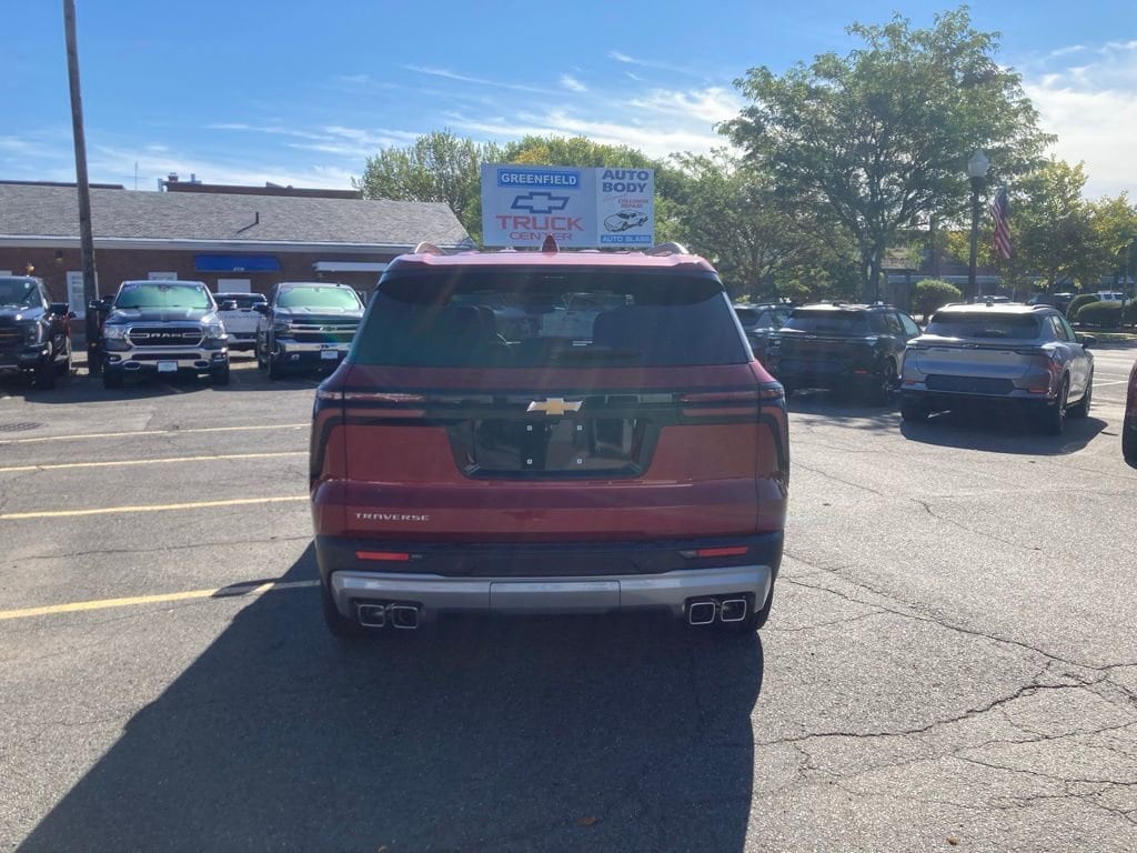 2025 Chevrolet Traverse LT - Photo 6