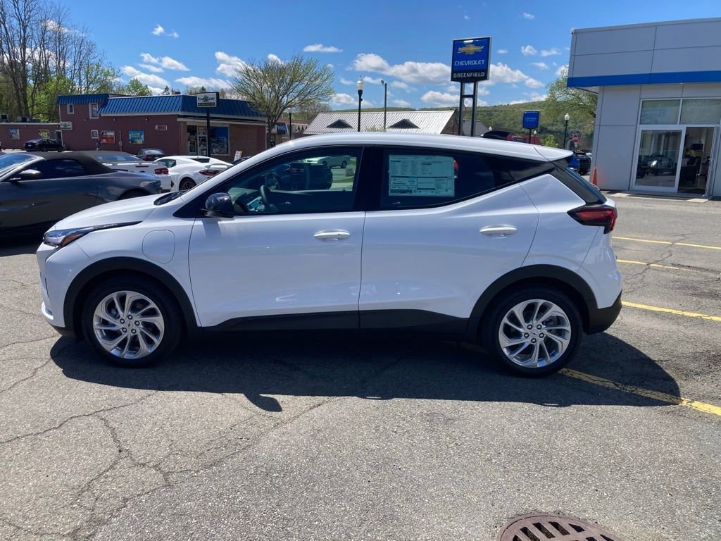 New 2027 Chevrolet Bolt LT SUV