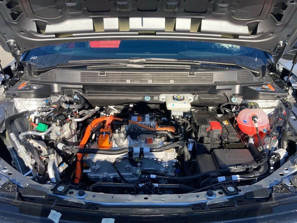 2025 Chevrolet Equinox EV RS - Photo 26
