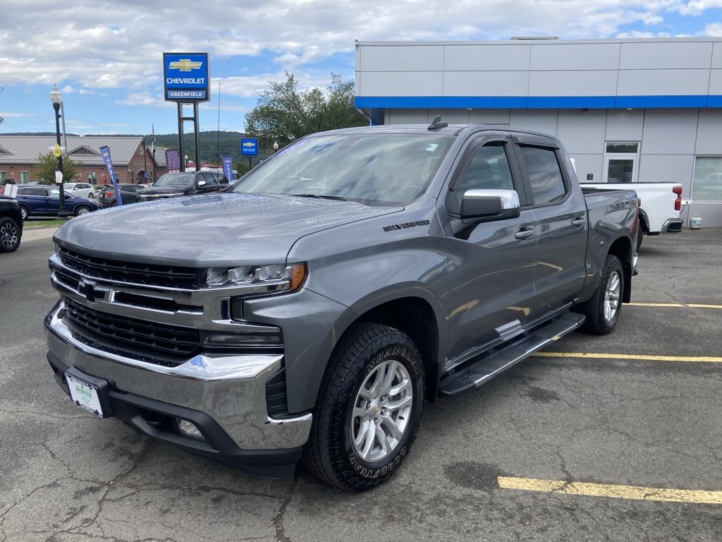 2022 Chevrolet Silverado 1500 LT photo 3