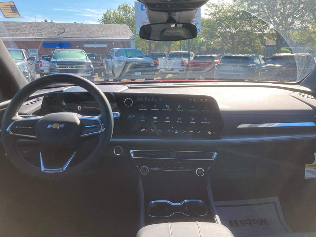 2025 Chevrolet Traverse LT - Photo 12