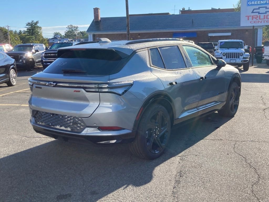 2025 Chevrolet Equinox EV RS - Photo 24