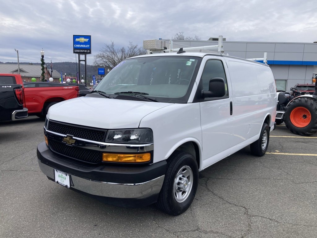 2023 Chevrolet Express Cargo 2500 Van photo 3