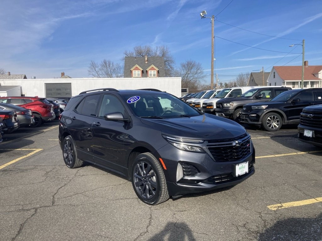 2023 Chevrolet Equinox RS's photo