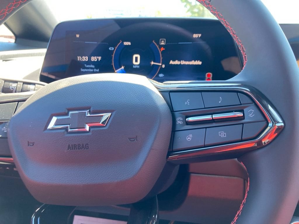 2025 Chevrolet Equinox EV RS - Photo 8