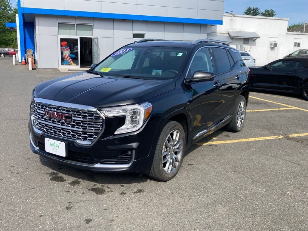Used 2023 GMC Terrain Denali SUV