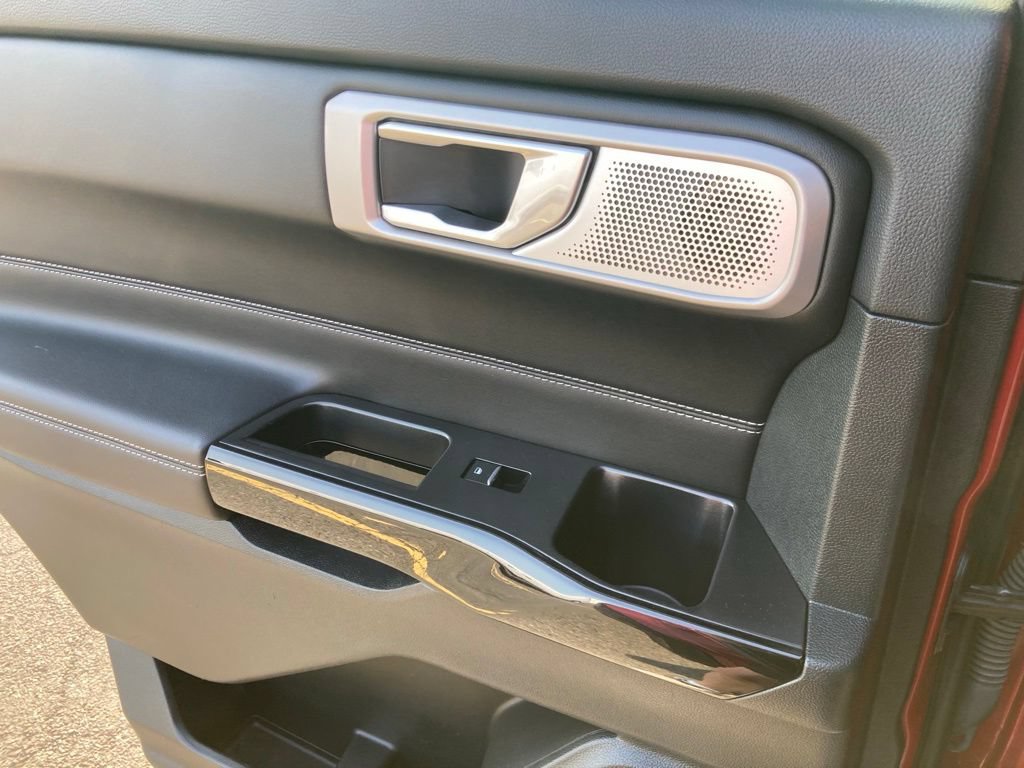 2023 Ford Explorer ST - Photo 17