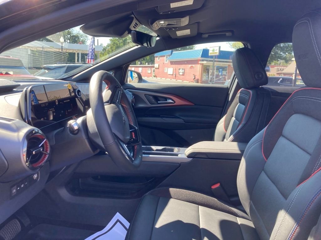 New 2025 Chevrolet Equinox EV RS SUV