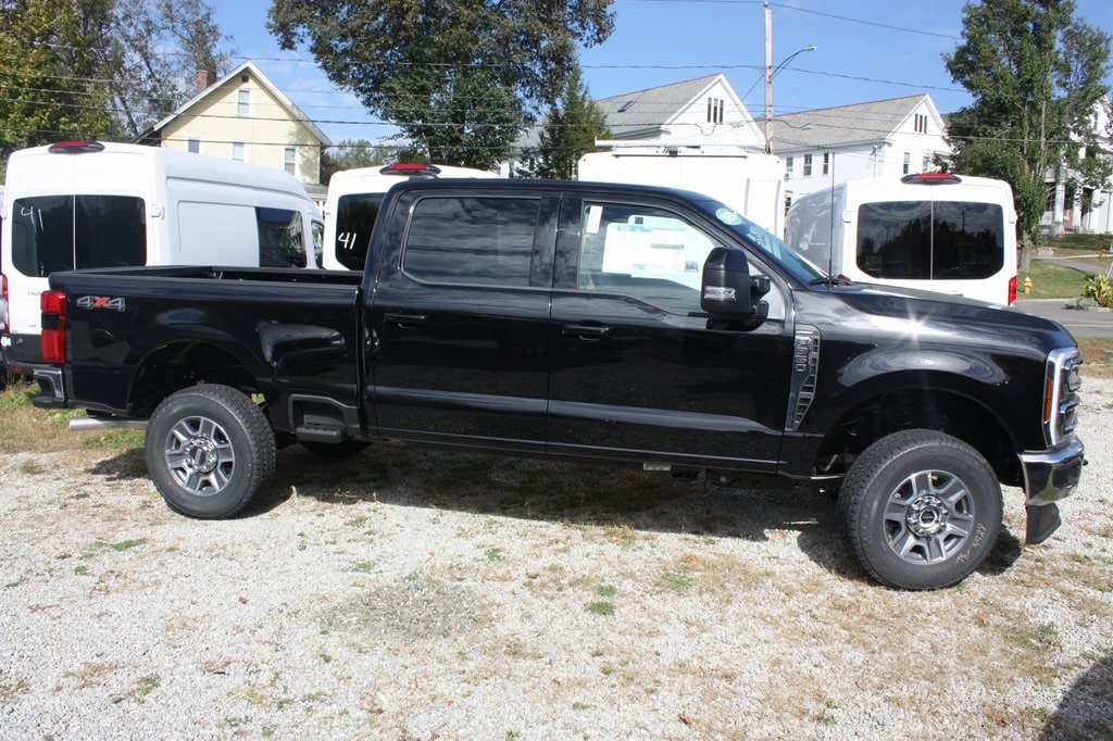 New 2026 Ford F-350SD Lariat Truck