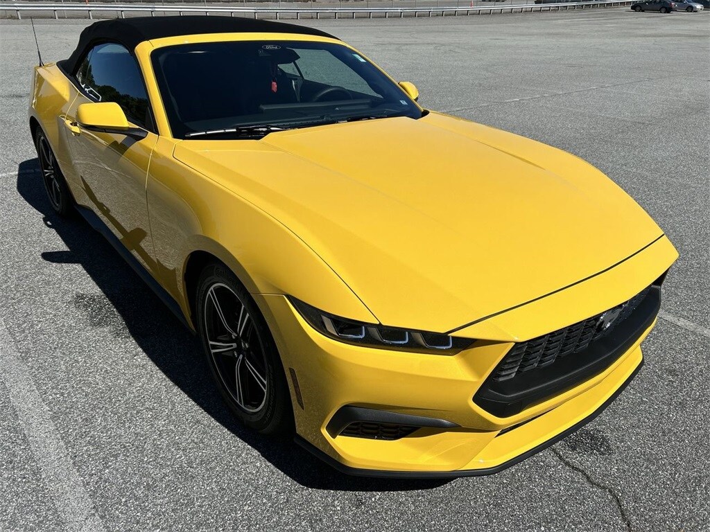 Used 2024 Ford Mustang For Sale at Green Lincoln VIN 1FAGP8UH6R5100554