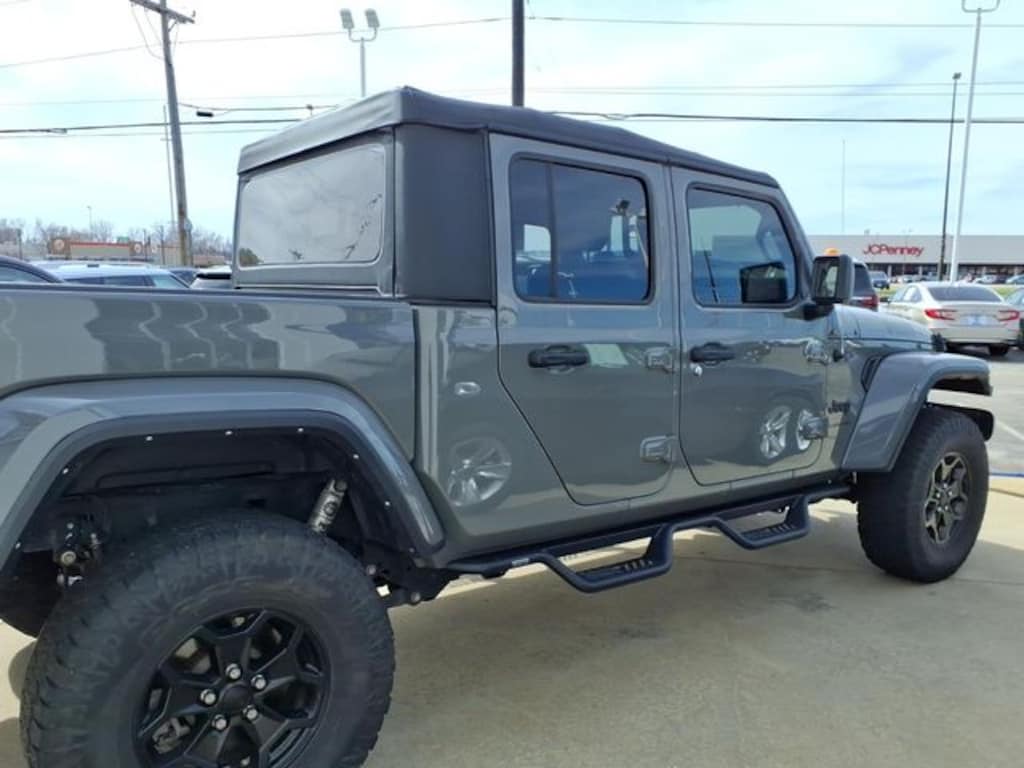 Used 2022 Jeep Gladiator Willys Truck