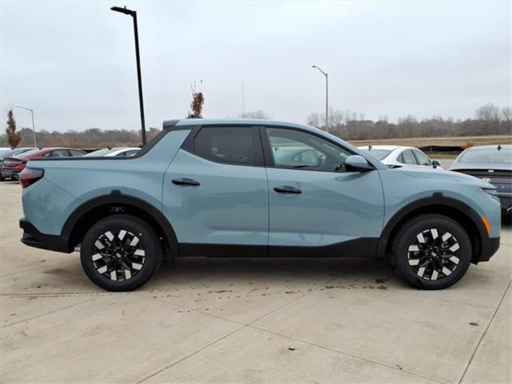 New 2026 Hyundai Santa Cruz SE FWD Truck