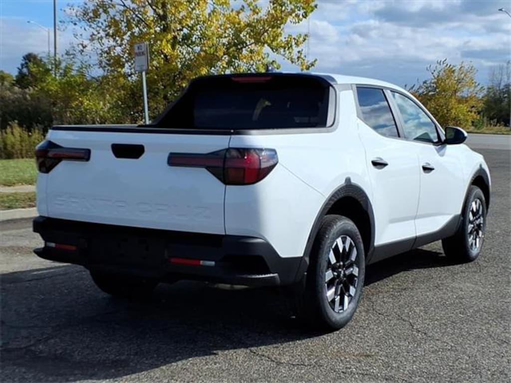 New 2026 Hyundai Santa Cruz SE FWD Truck