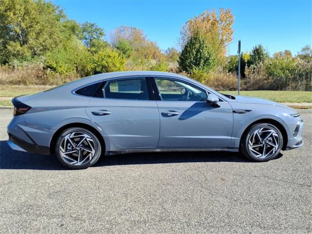 New 2026 Hyundai Sonata SEL Sport Sedan